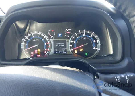 2018 Toyota 4Runner Trd Off Road из США, поврежденный, VIN JTEBU5JR7J5605673